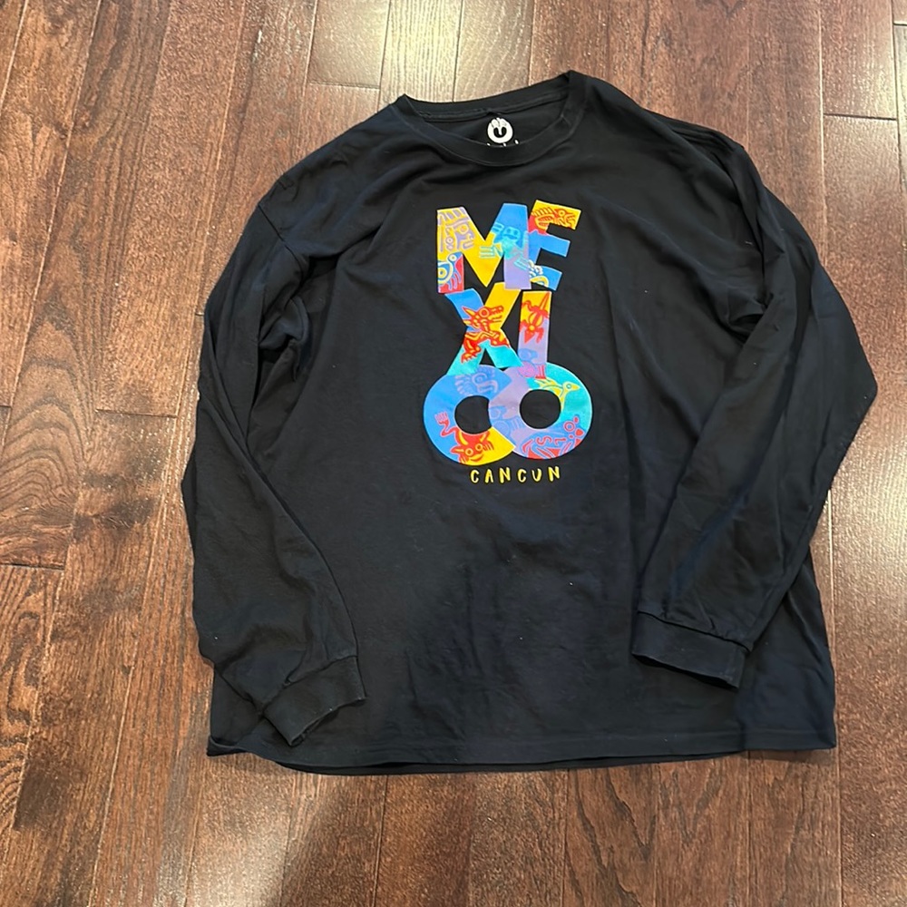 Long sleeve shirt